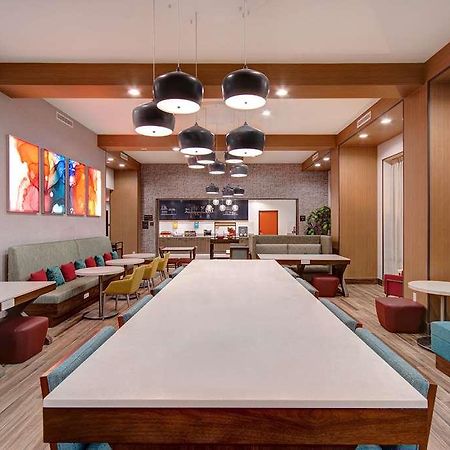 Hampton Inn & Suites Ontario Rancho Cucamonga Exteriér fotografie