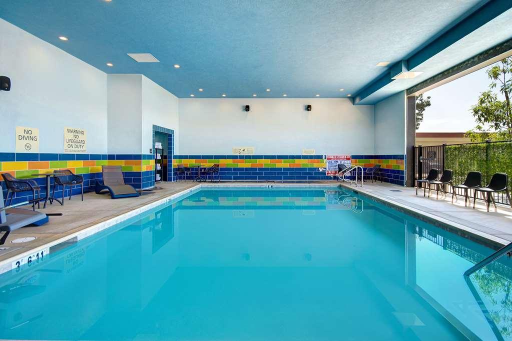 Hampton Inn & Suites Ontario Rancho Cucamonga Zařízení fotografie