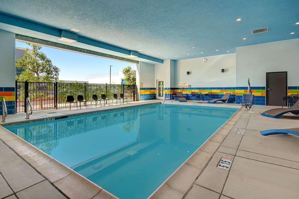 Hampton Inn & Suites Ontario Rancho Cucamonga Zařízení fotografie