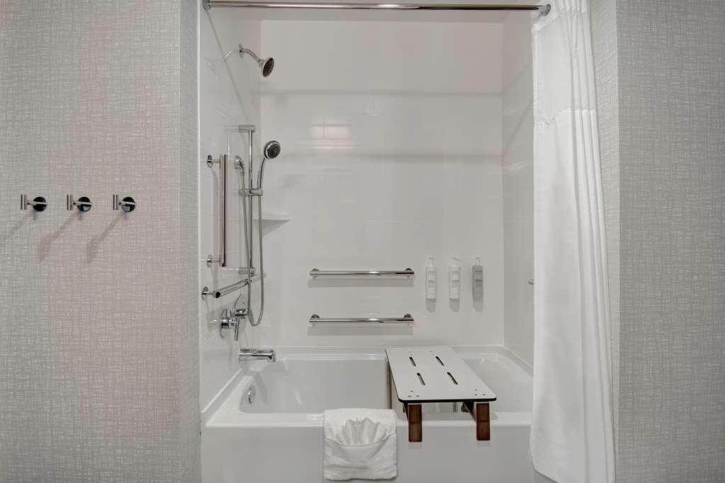 Hampton Inn & Suites Ontario Rancho Cucamonga Exteriér fotografie